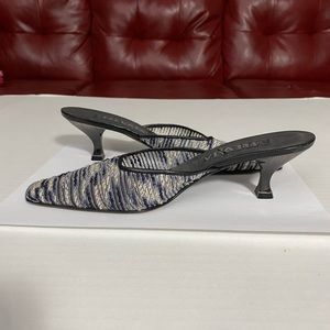 Prevata kitten heel mules